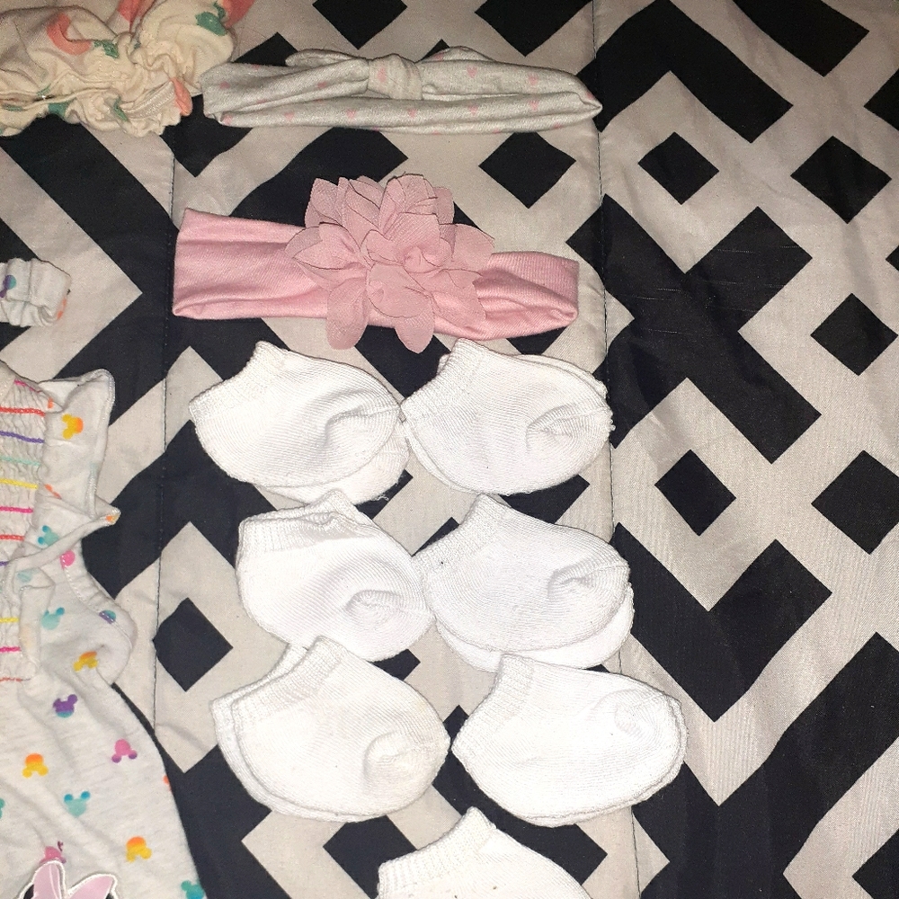 Baby sock/bows